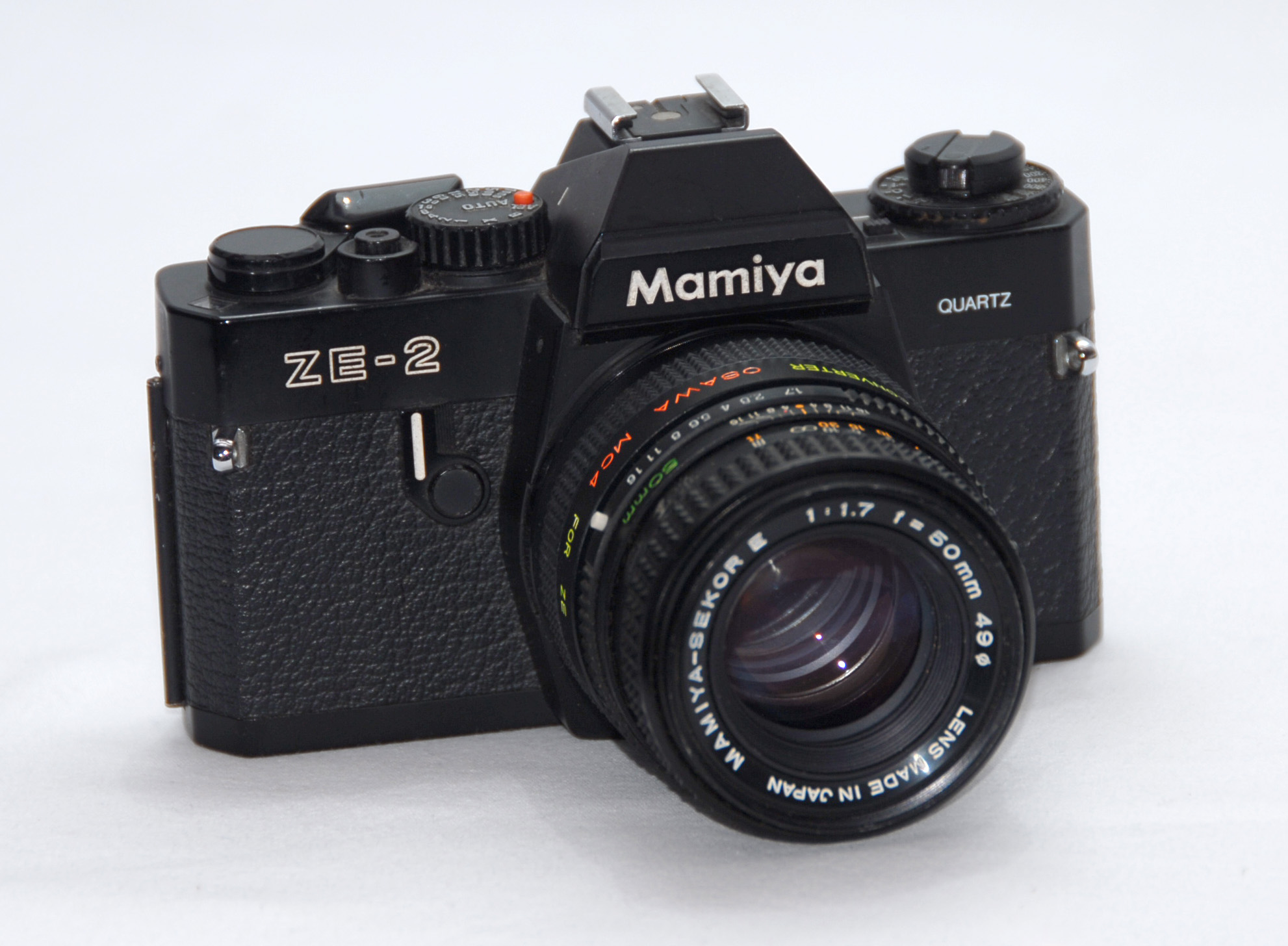MAMIYA ZE 2 QUARTZ